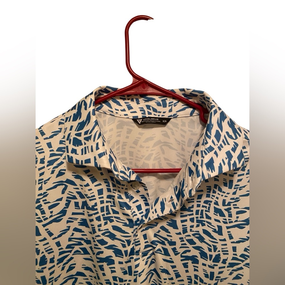 LevelWear Men's Blue Patterned Shirt.‎ Size medium. Good condition - Picture 2 of 6